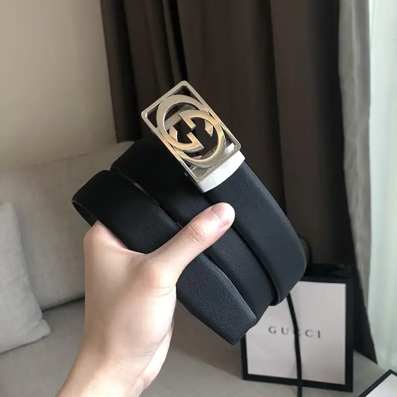 G*u*i s belte 1905bl0197