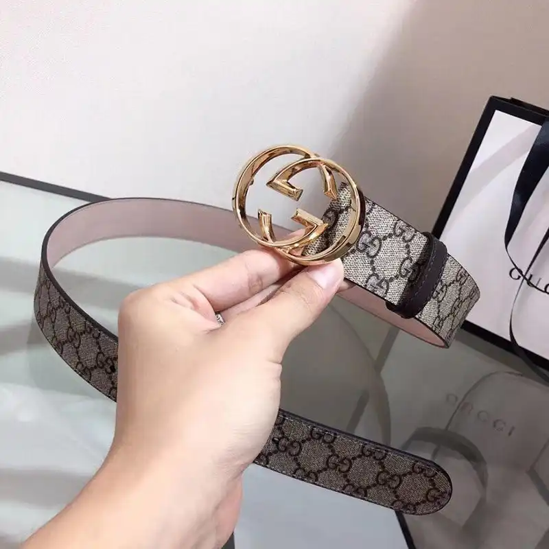 G*u*i s belte 1905bl0255