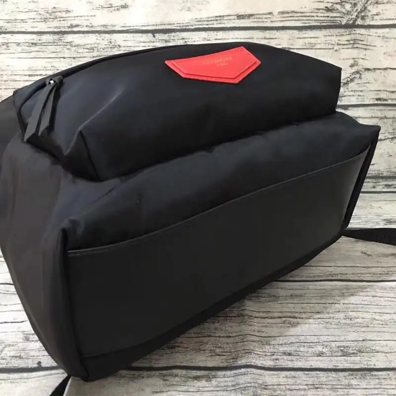 Givenchy Bags 1906BB0189