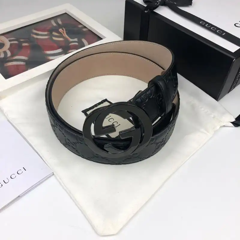 G*u*i s belte 1907bl0044