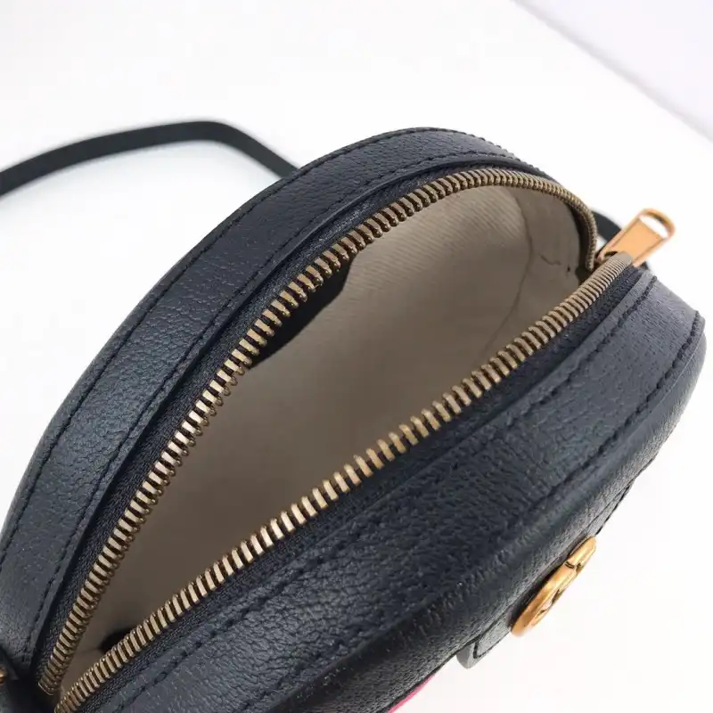 G*u*i bags 19b57g0083