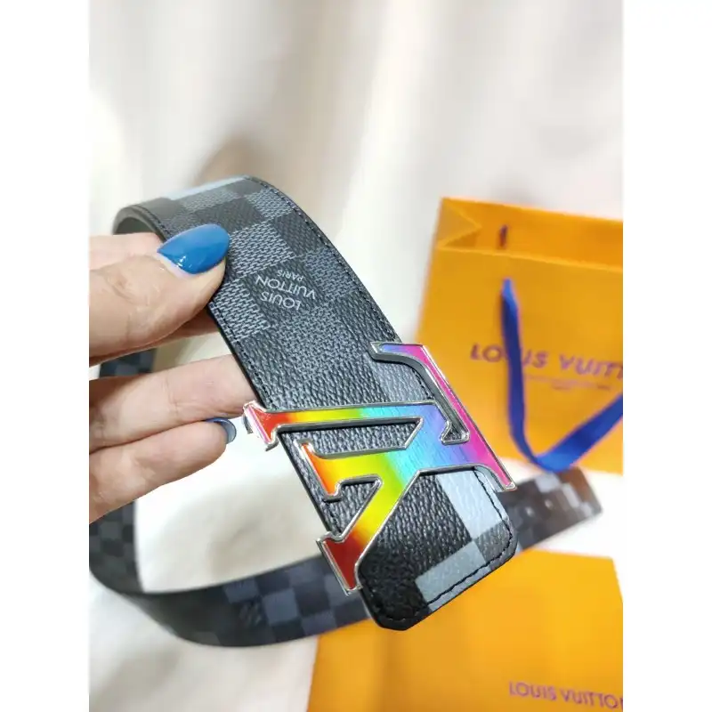 LV s Belte 19XIA0021