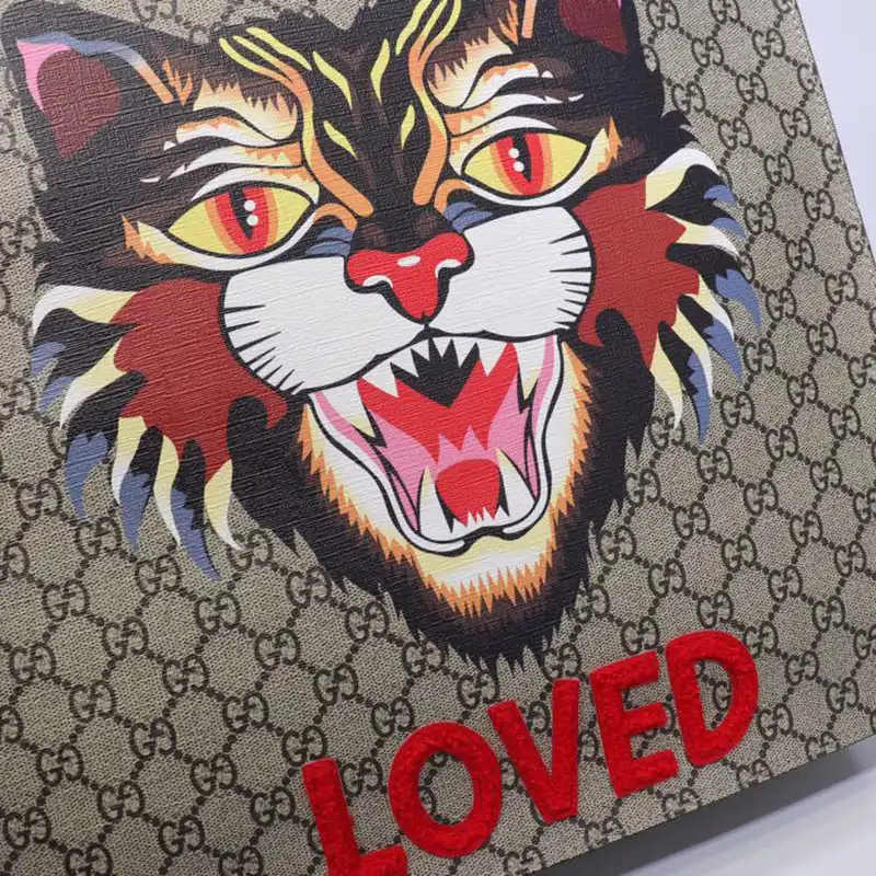 G*u*i tote bags 19gm0006