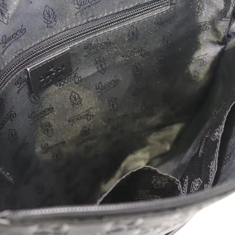 G*u*i messenger bags 19gm0050