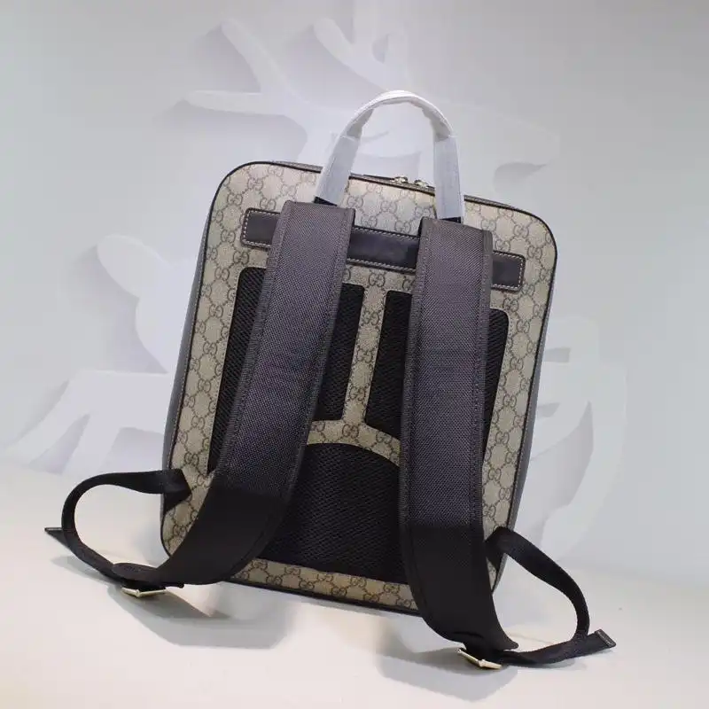 G*u*i backpack 19gm0069