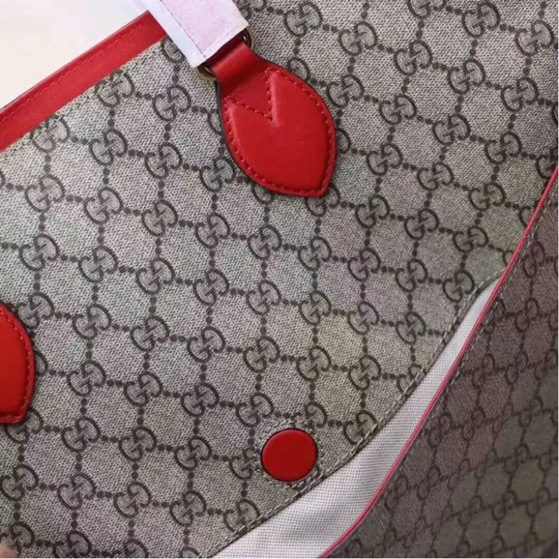 G*u*i bags 20b570214