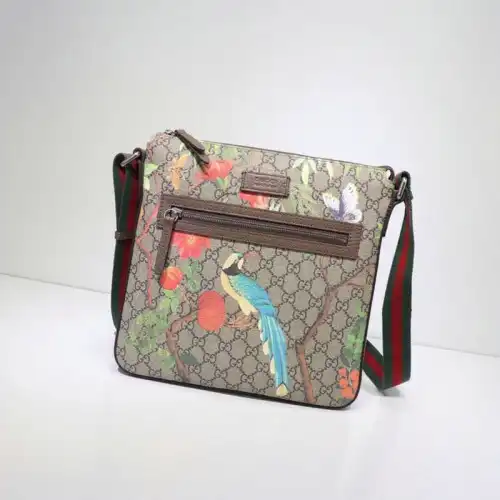 G*u*i bags 20guc0007