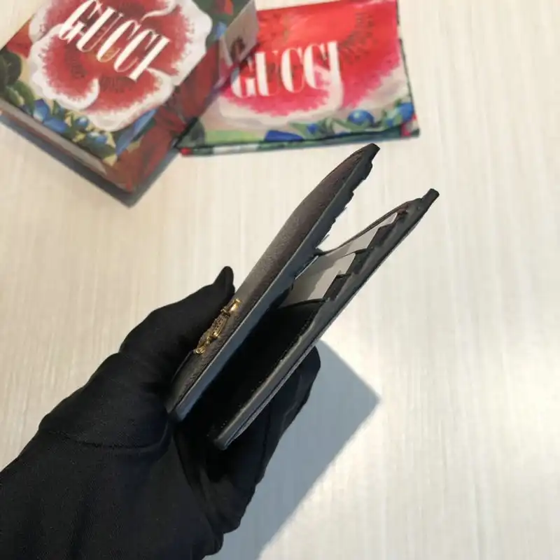 G*u*i bags 20guc0044