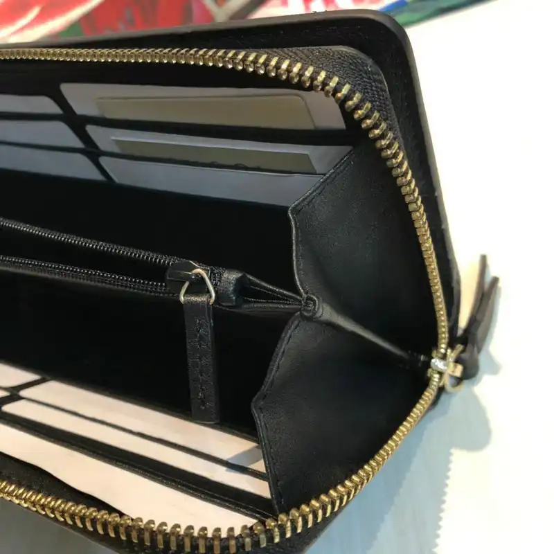 G*u*i bags 20guc0205