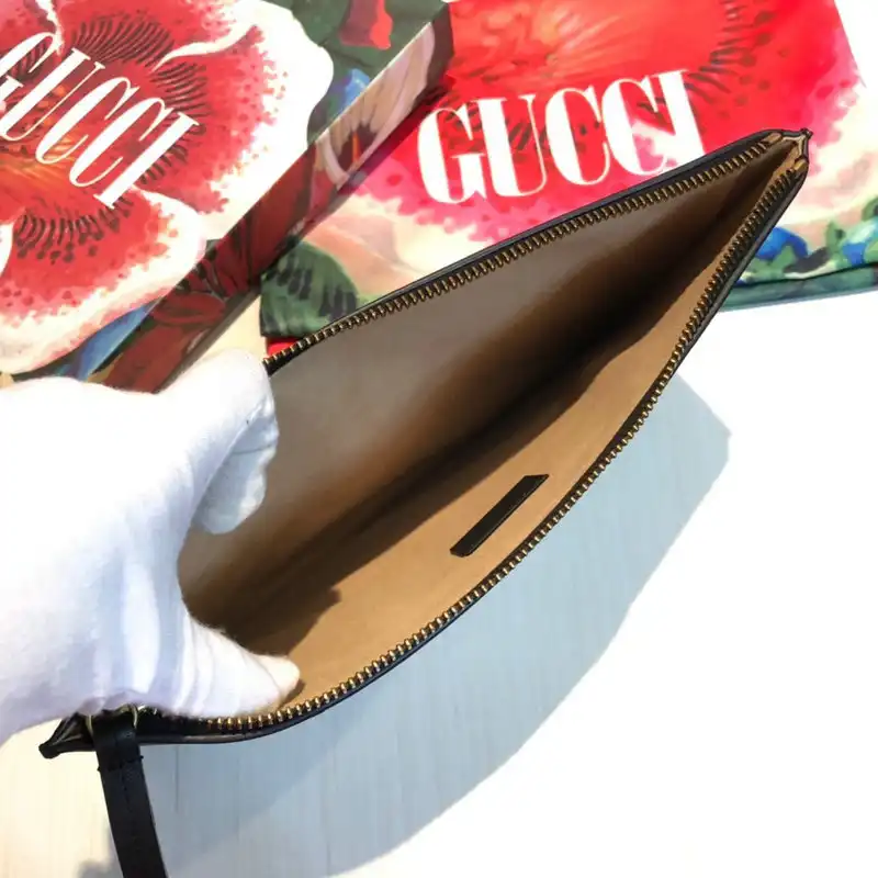 G*u*i bags 20guc0220