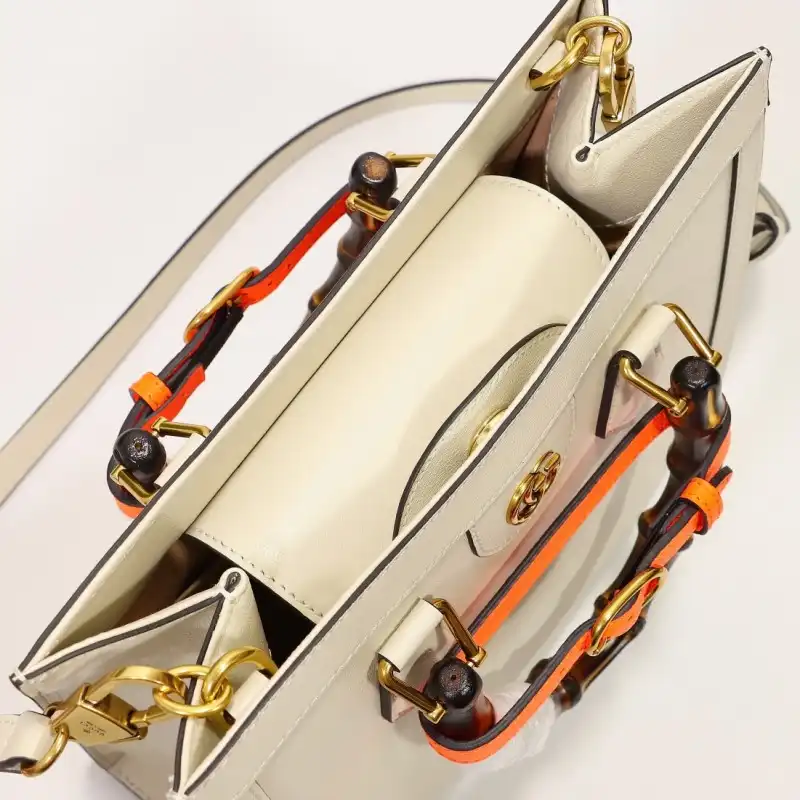 G*u*i s bags 2108dj0045