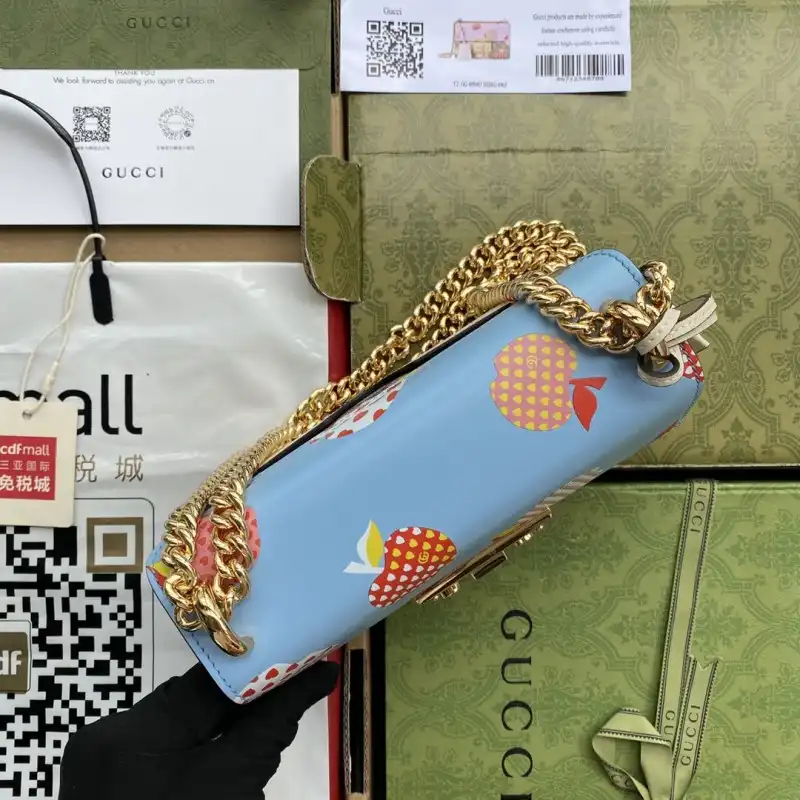 G*u*i s bags 2108ya0073