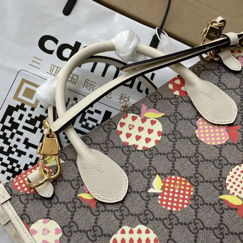 G*u*i s bags 2108ya0076