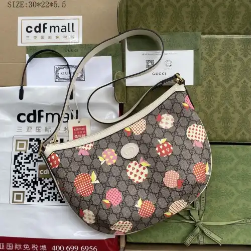 G*u*i s bags 2108ya0077