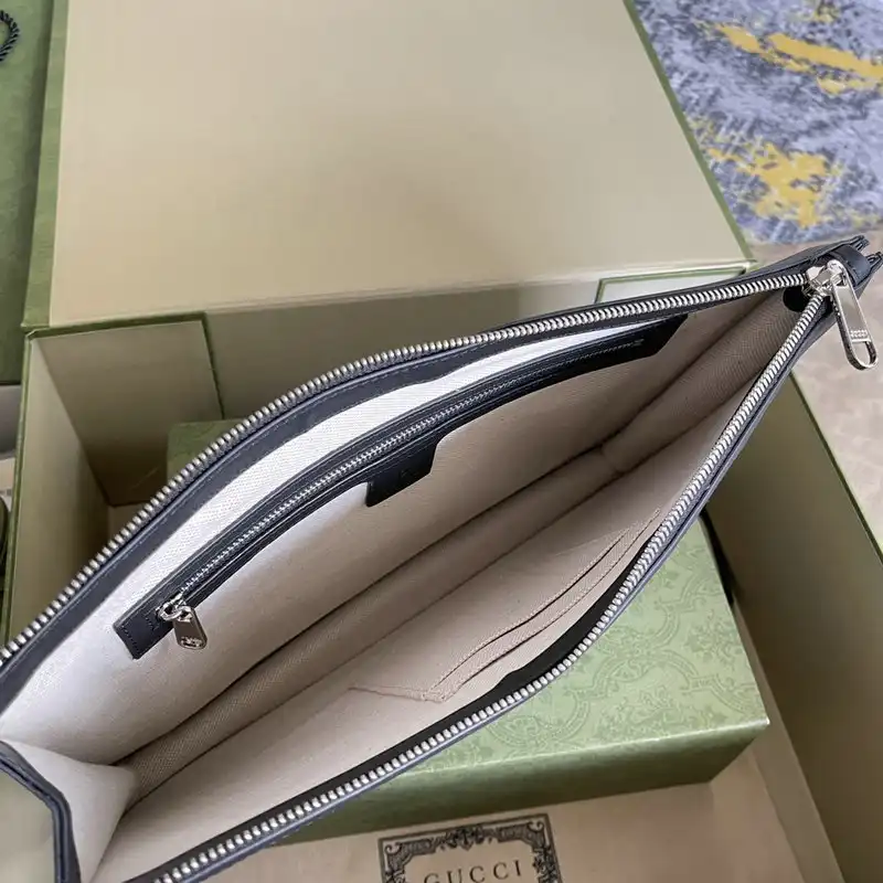 G*u*i bag 2110dj0034