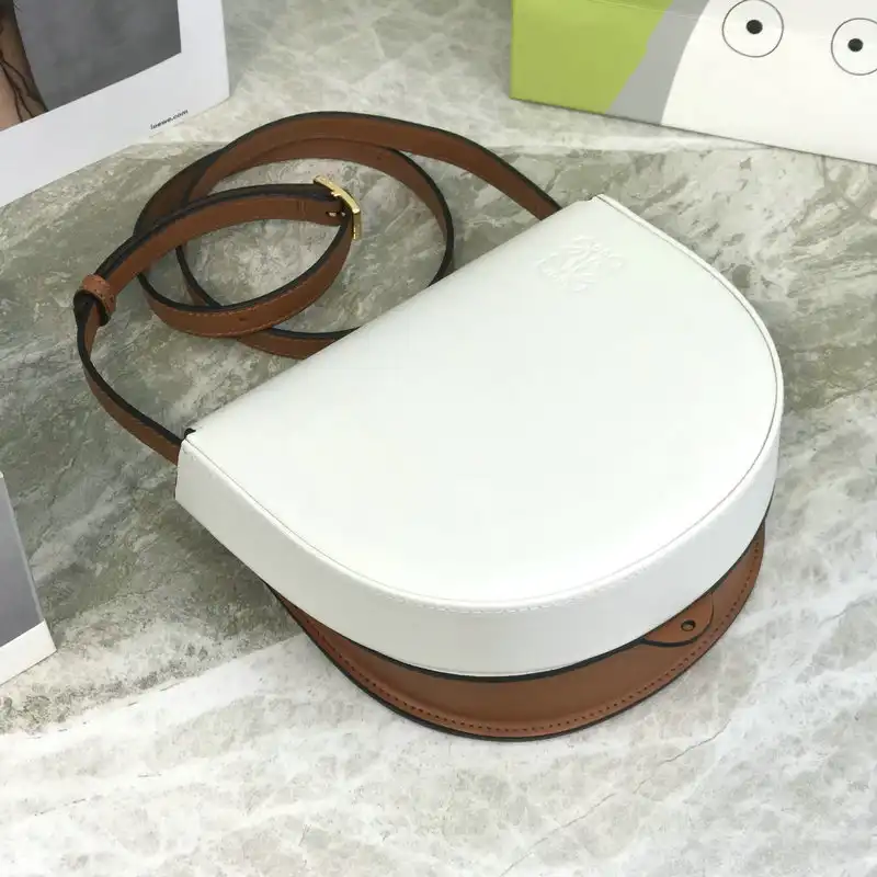 Loewe Bags 2111FY0048