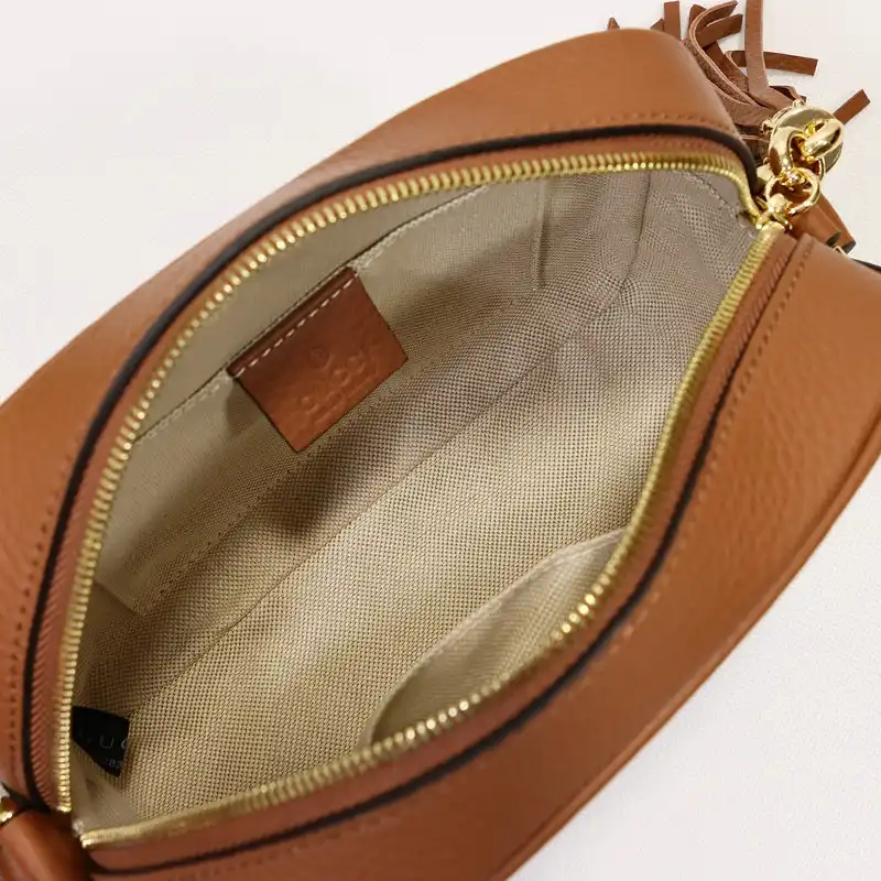 G*u*i bag 2112dj0017