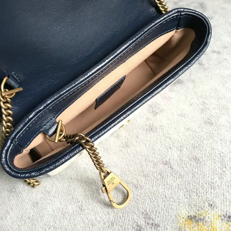 G*u*i bag 2201dj0027