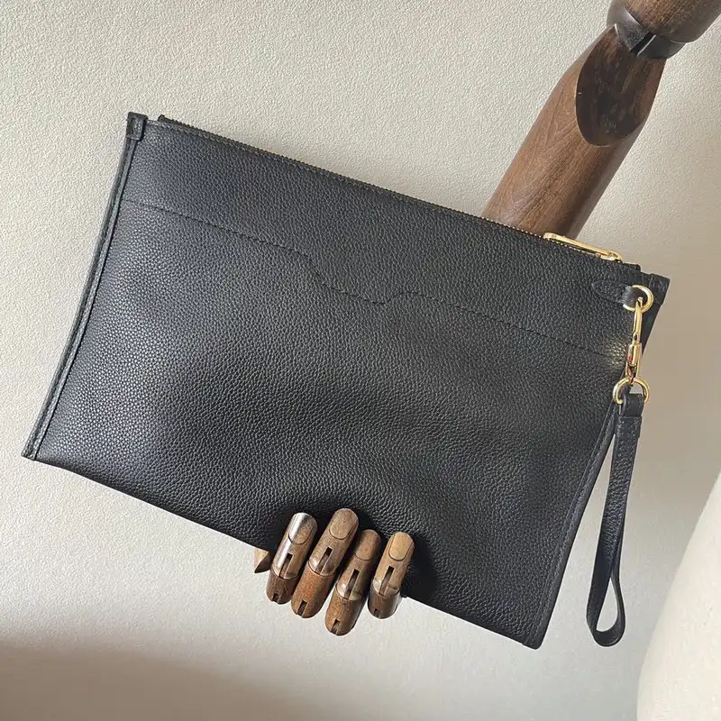 G*u*i bag 2207pj0016