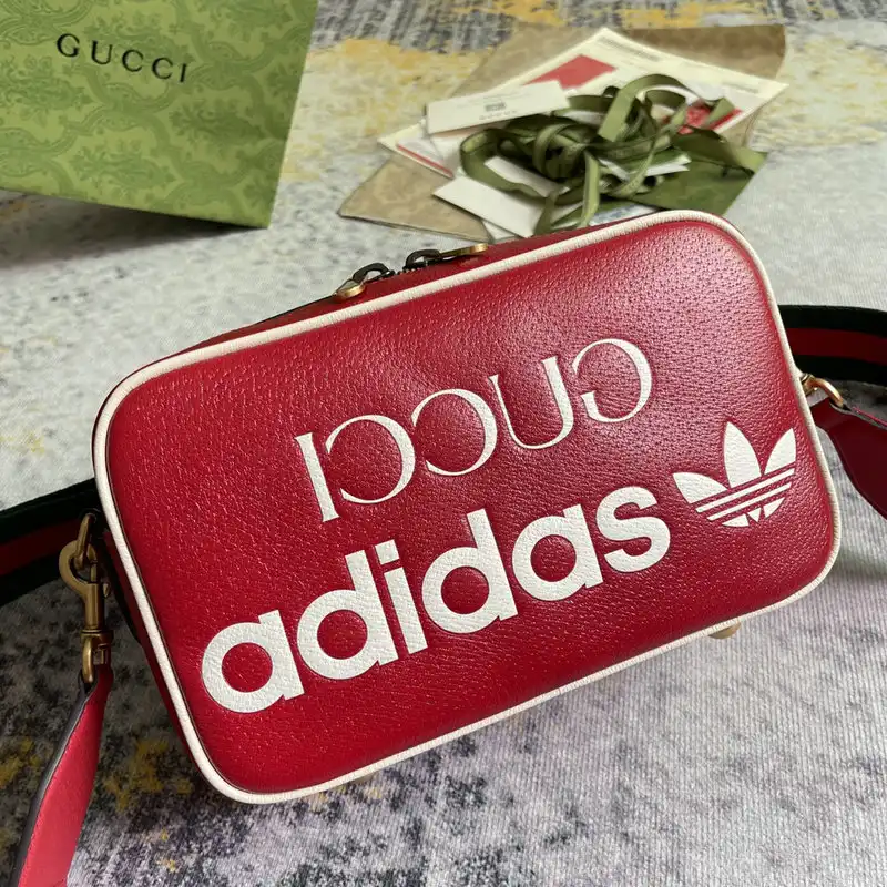 G*u*i bag 2208dj0040