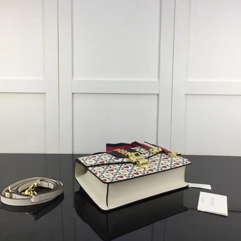 G*u*i bag 2210ya0074