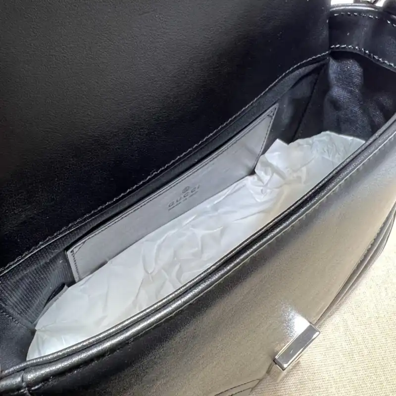 G*u*i bag 2304ya0093