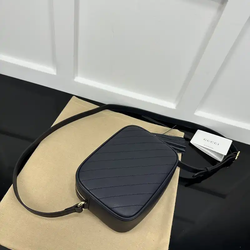 G*u*i bag 2304ya0135