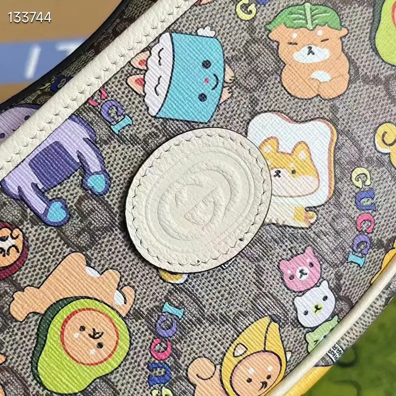 G*u*i bag 2305ht0022