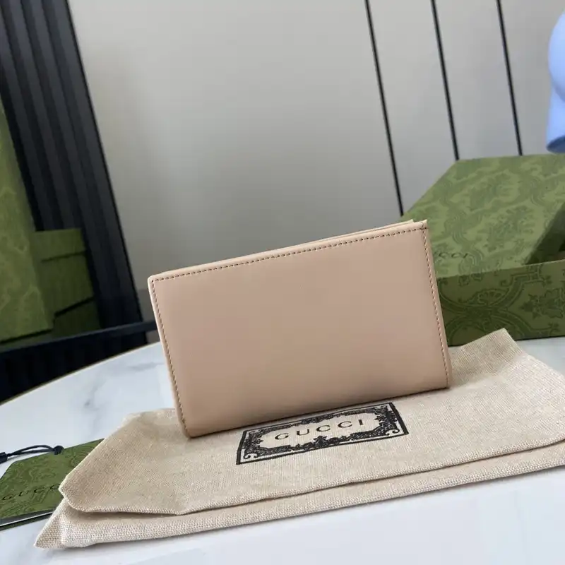 G*u*i bags 2407yz0259