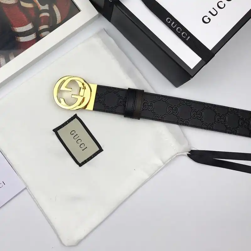 G*u*i s belts 19bl0032