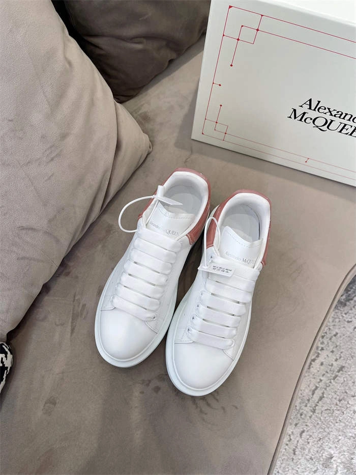 ComfortFit Alexander McQueen Oversized 2576