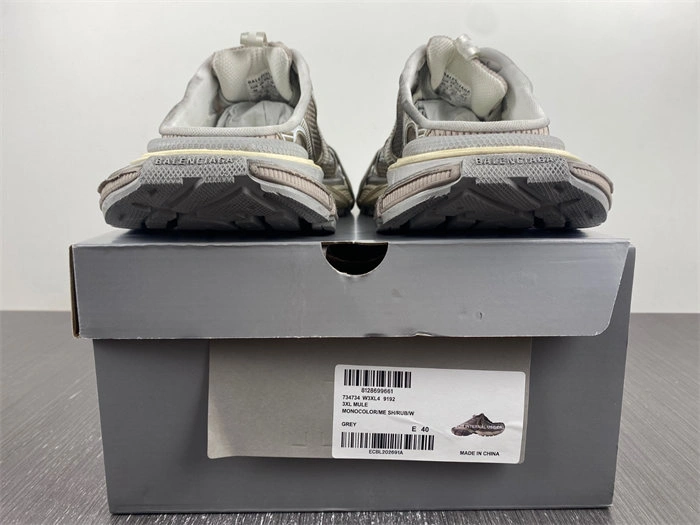 Durable Baleciaga 734734 W3XL4 4389