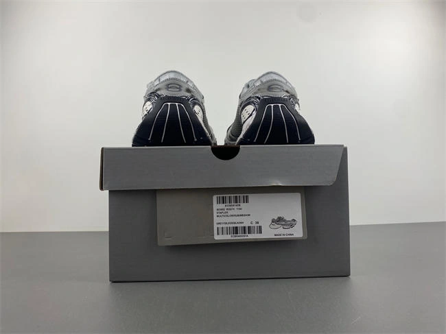 OnTrend Balenciaga  803682-W3ST4- 4297