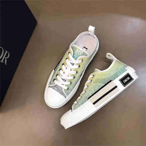 Stylish DR Sneaker 1159
