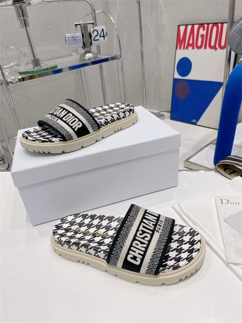 Snug Dio Slipper 5820