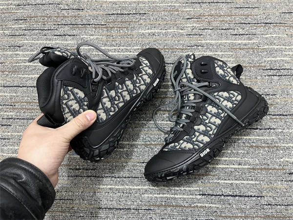 UrbanStyle Dior B 1359