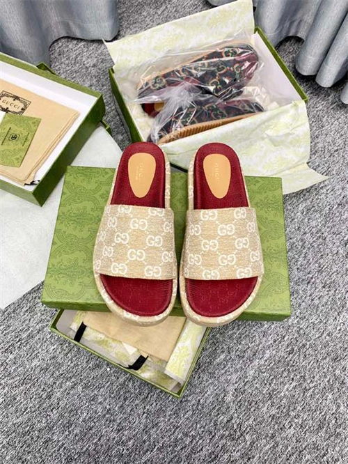 Gocci Slipper Versatile 5766