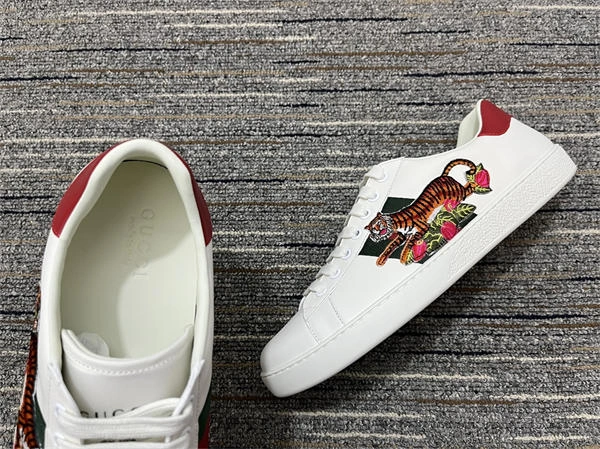 G*u*i ace sneaker techfriendly 126