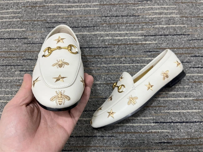 youthful G*u*i loafer 340