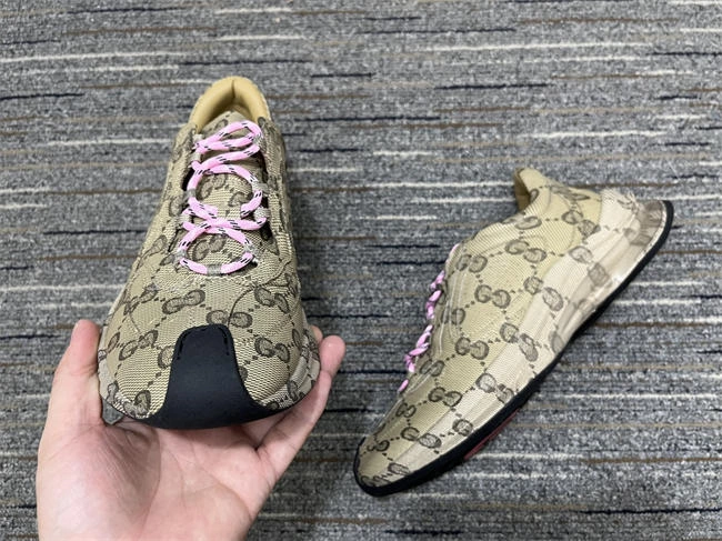 G*u*i rhyton sneaker zipup 262