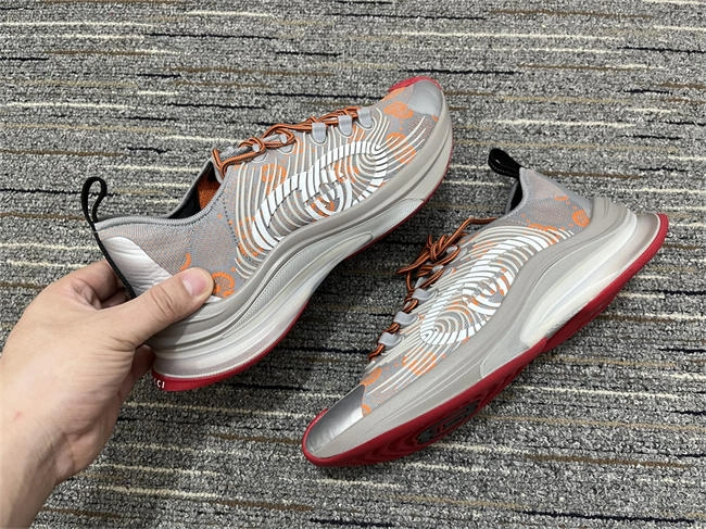 G*u*i runners tailored 92