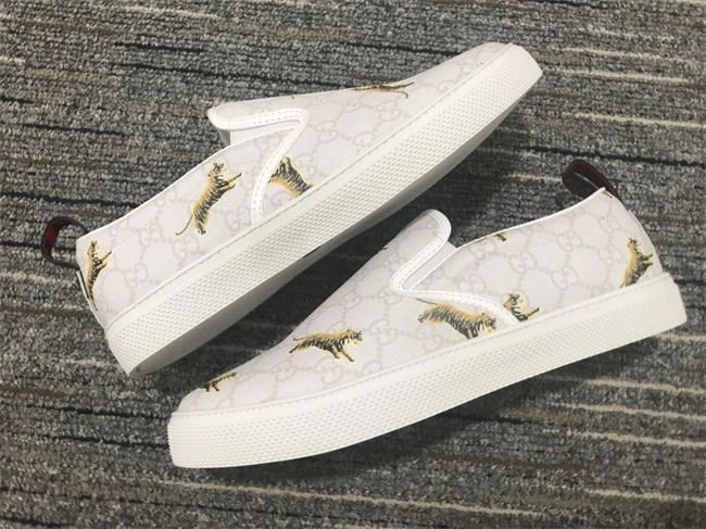 G*u*i signature slip-on sneaker sleek 294