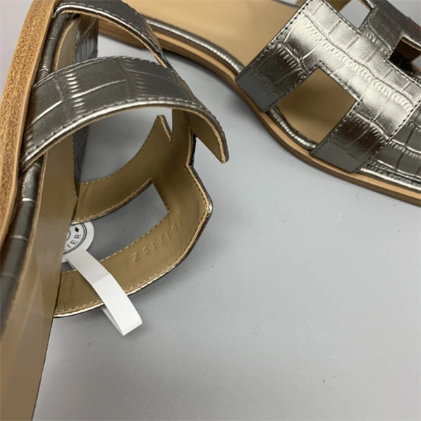 H Slipper Refined 2328