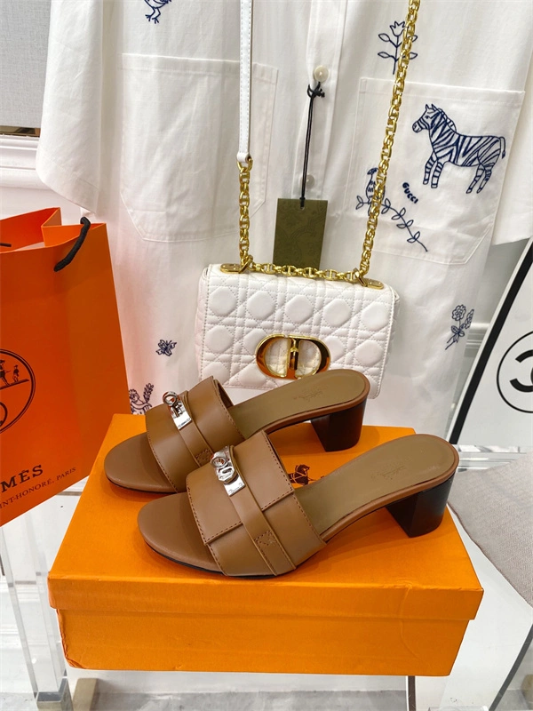 H Slipper Modern 2376