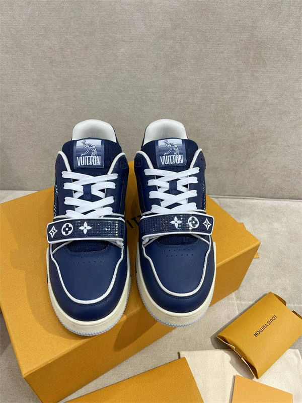 WaterResistant LV 1820