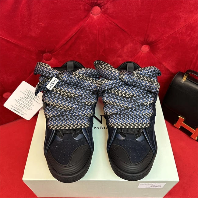 Snug Lanvon Curb Sneaker 909