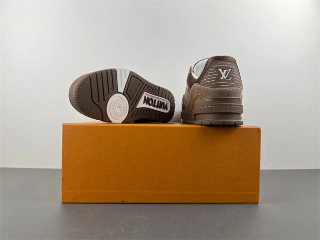ZeroBulk Louis Vuitton LV trainer 1656