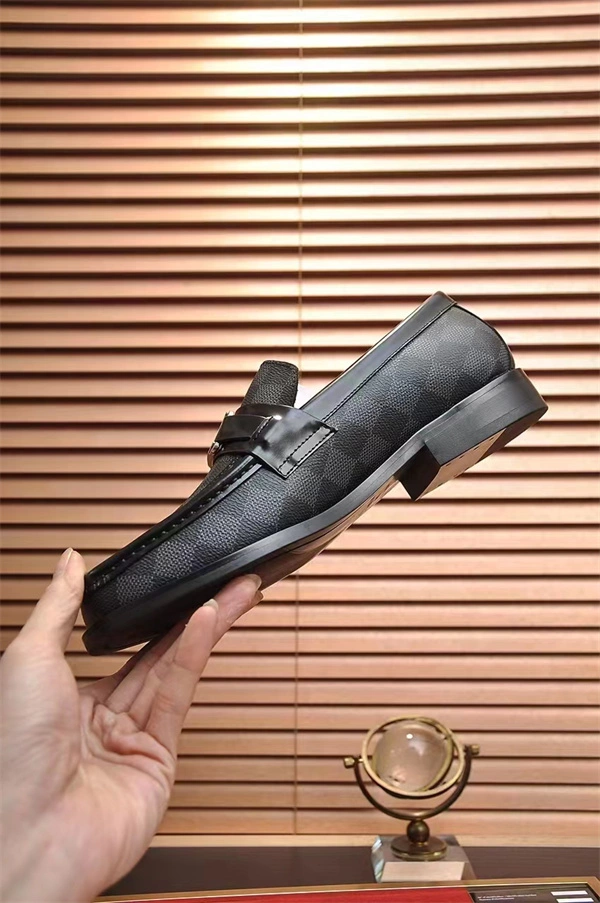 Lv Loafer EyeCatching 1936