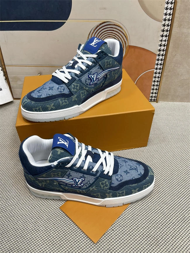 FashionForward Lv Trainer Sneaker 2106