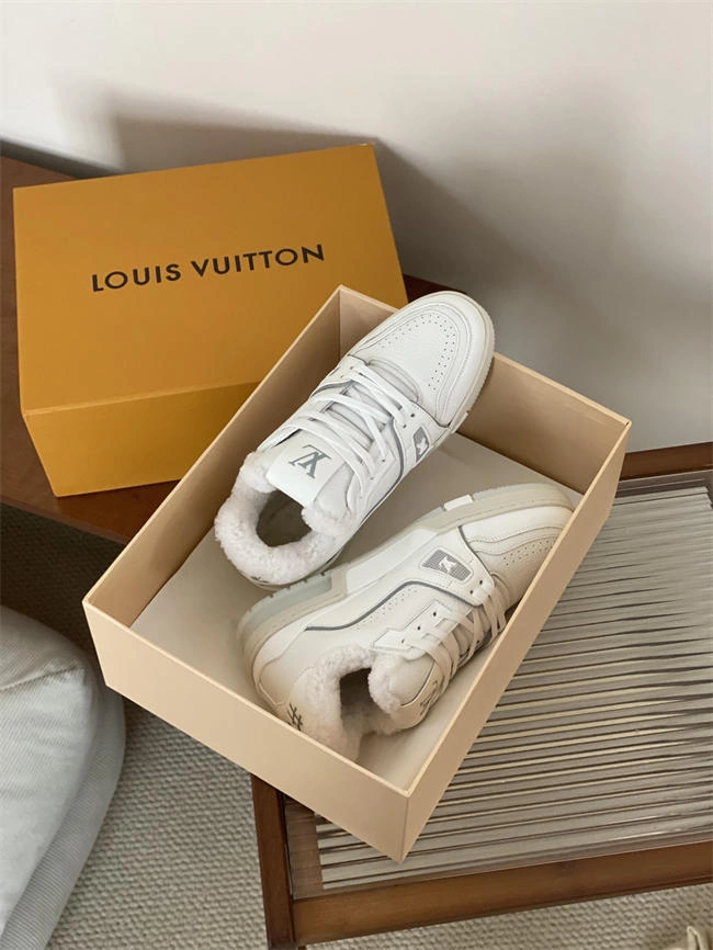 Upgraded Lv Trainer Sneaker 2037